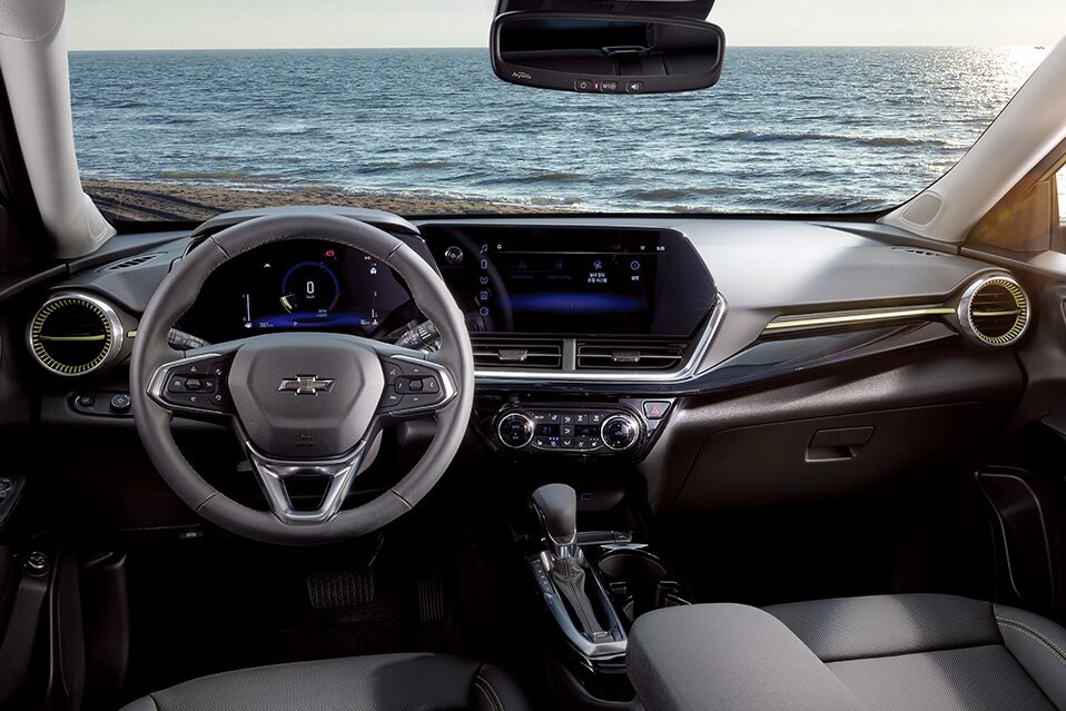 TRAX CROSSOVER Design Feature (ACTIV)