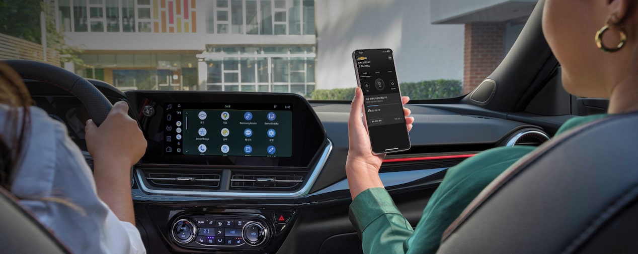 2025 Chevrolet Groove Photography: connected by onstar