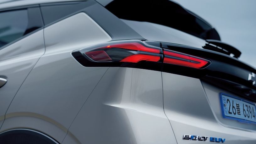 2022 Chevrolet Bolt EUV Design: LED Signature Rear Lamp