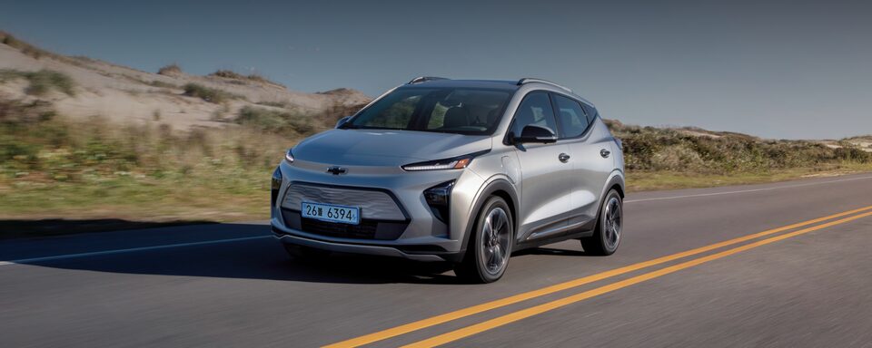 2022 Chevrolet Bolt EUV Photography : Exterior 3/4 front