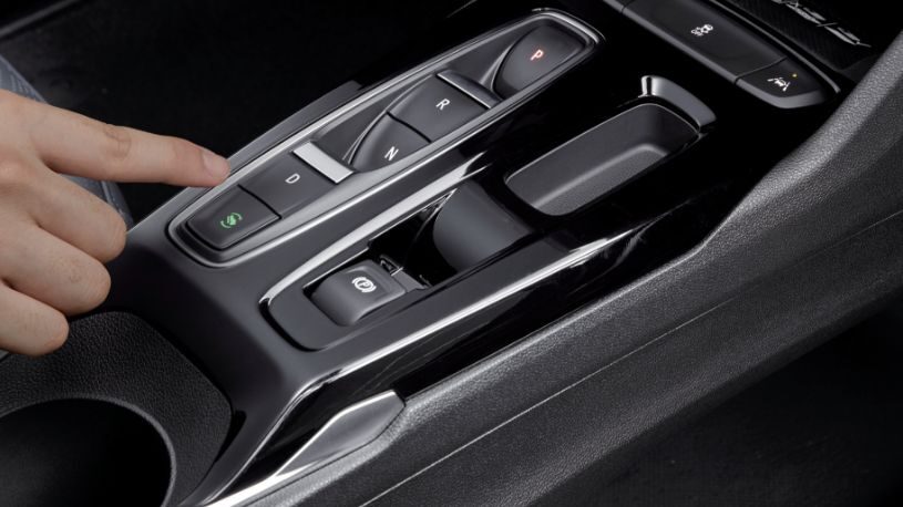 2022 Chevrolet Bolt EUV Photography : One Pedal Driving & Button type gear shift