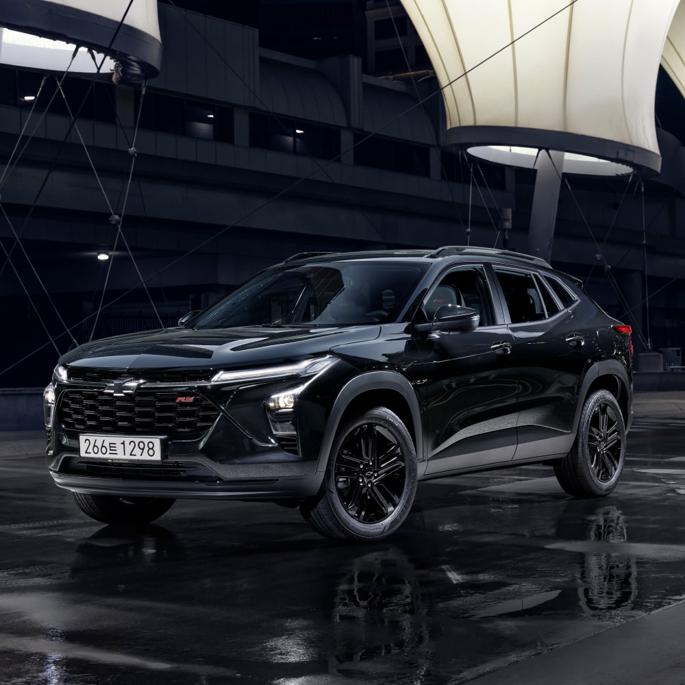 2026 Chevrolet Groove Photography: Exterior Static 3/4 Front