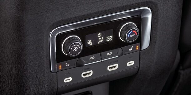 2022 Chevrolet tahoe Photography: Trizone Auto Air Conditioner