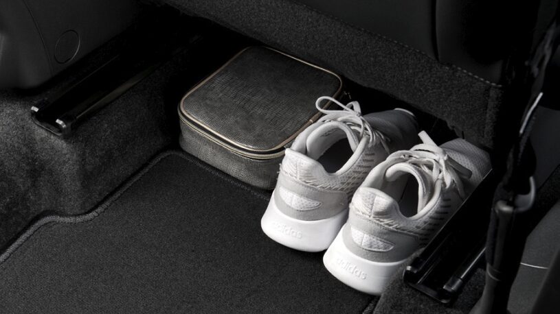 2024 Chevrolet trailblazer Photography: Floor Storage