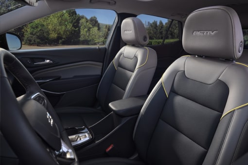 2024 Chevrolet trax crossover: ACTIV int2