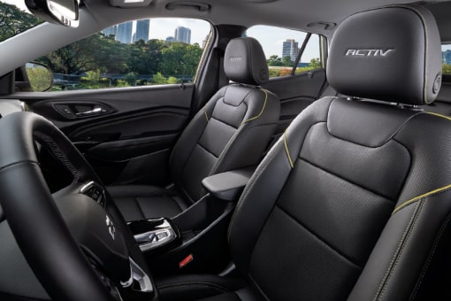 2024 Chevrolet trax crossover: ACTIV int3