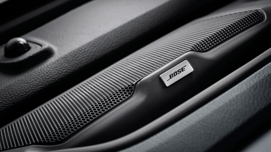 2022 Chevrolet Colorado Photography: Audio speaker