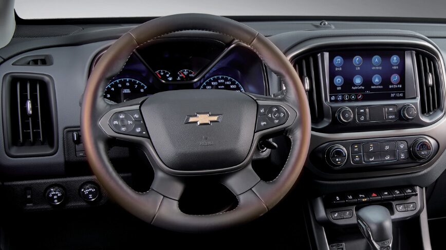 2022 Chevrolet Colorado Photography: Heated streeing wheel