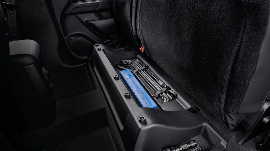 2022 Chevrolet Colorado Photography: Storage