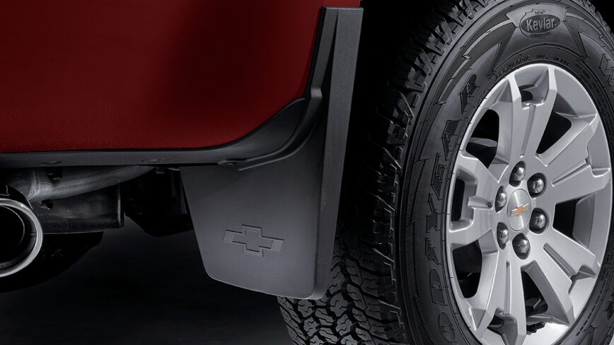 2022 Chevrolet Colorado Photography: Extreme mud guard