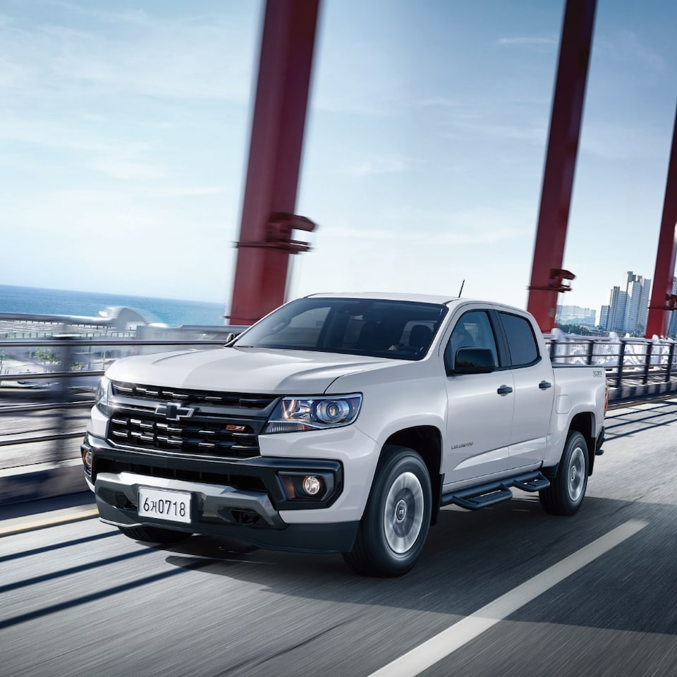 2022 Chevrolet  Real New Colorado Exterior Masthead