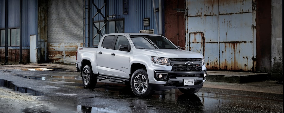 2022 Chevrolet Colorado Photography: Z71-X Exterior passanger front 3/4 view