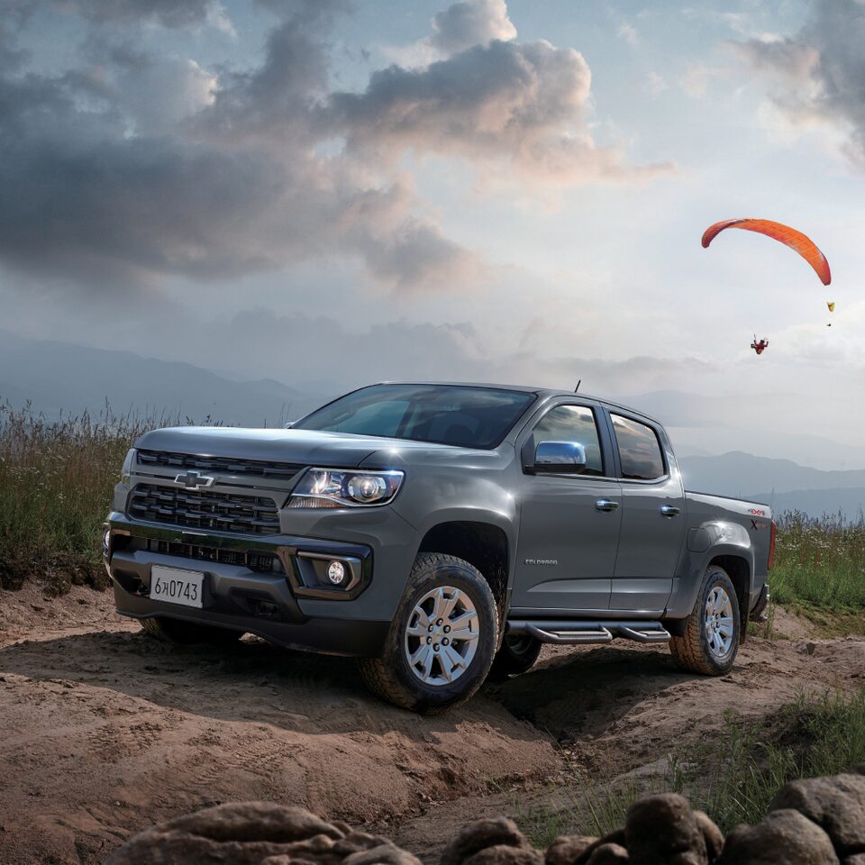 2022 Chevrolet Colorado Photography: Extreme Exterior driver front 3/4 view