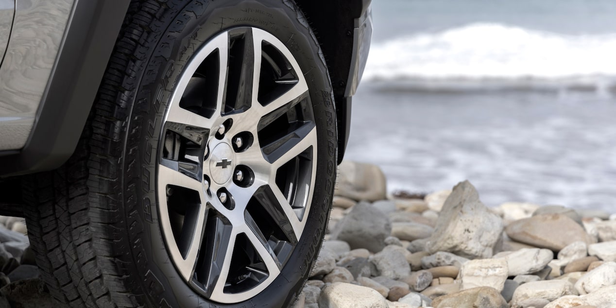 2024 Chevrolet Colorado Photography:  Exterior 4