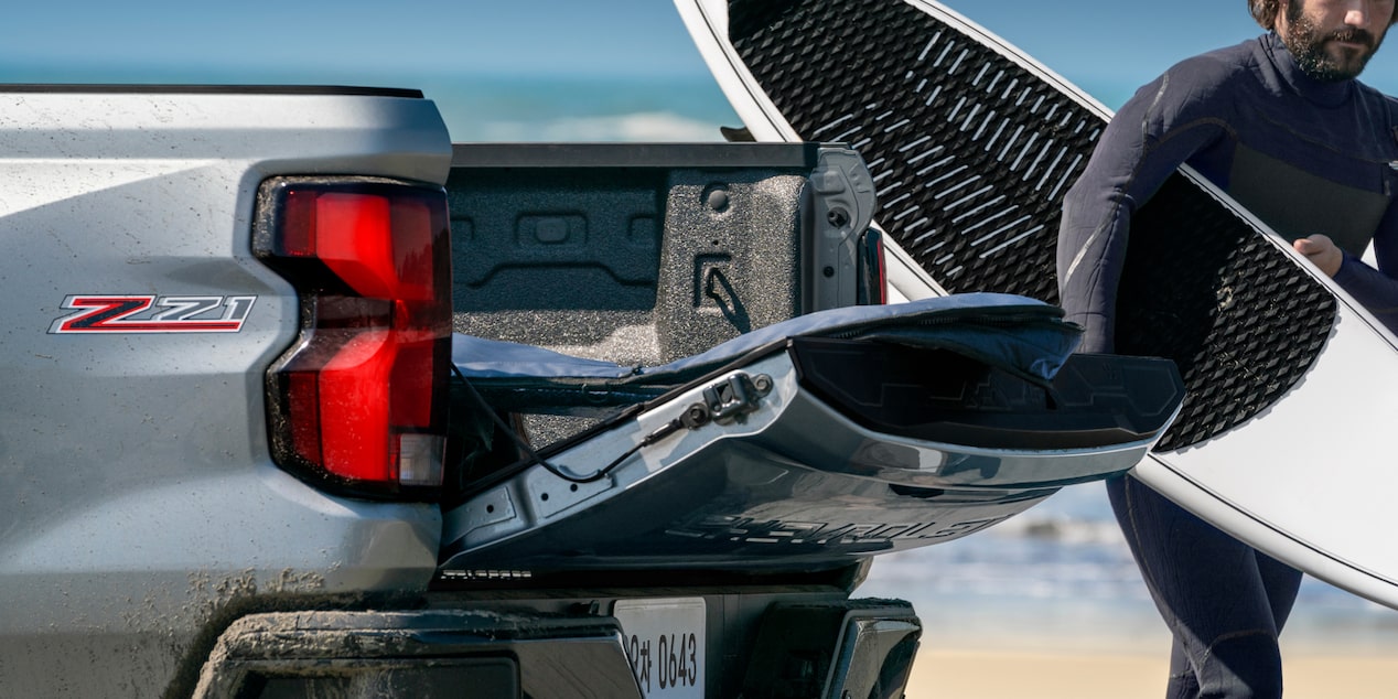 2024 Chevrolet Colorado Photography:  Exterior 15